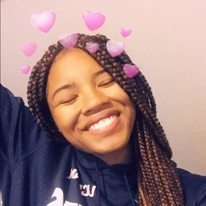 Meet your Posher, Janetta